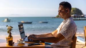 Digital Nomad Life: Thriving in a Remote Work Era